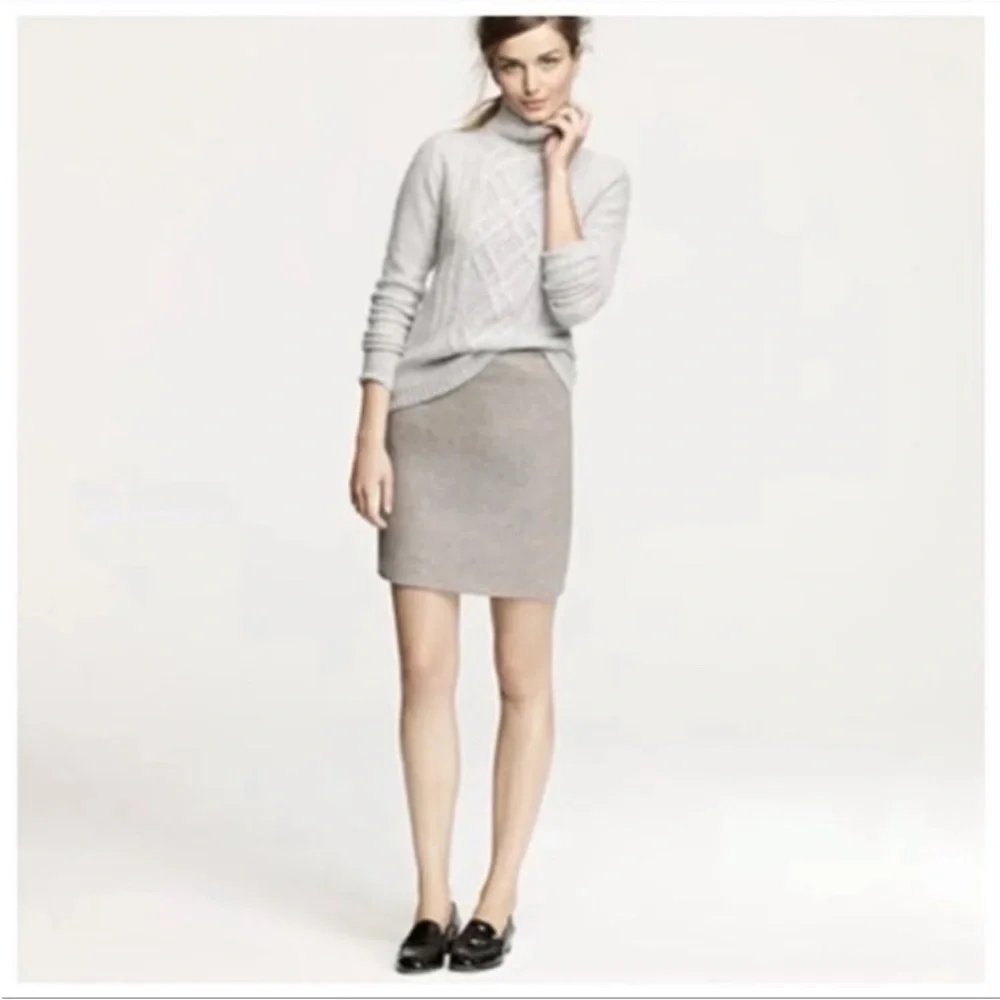 J.Crew Mercantile Pencil Skirt in Double-Serge Wool Womens Size 2P